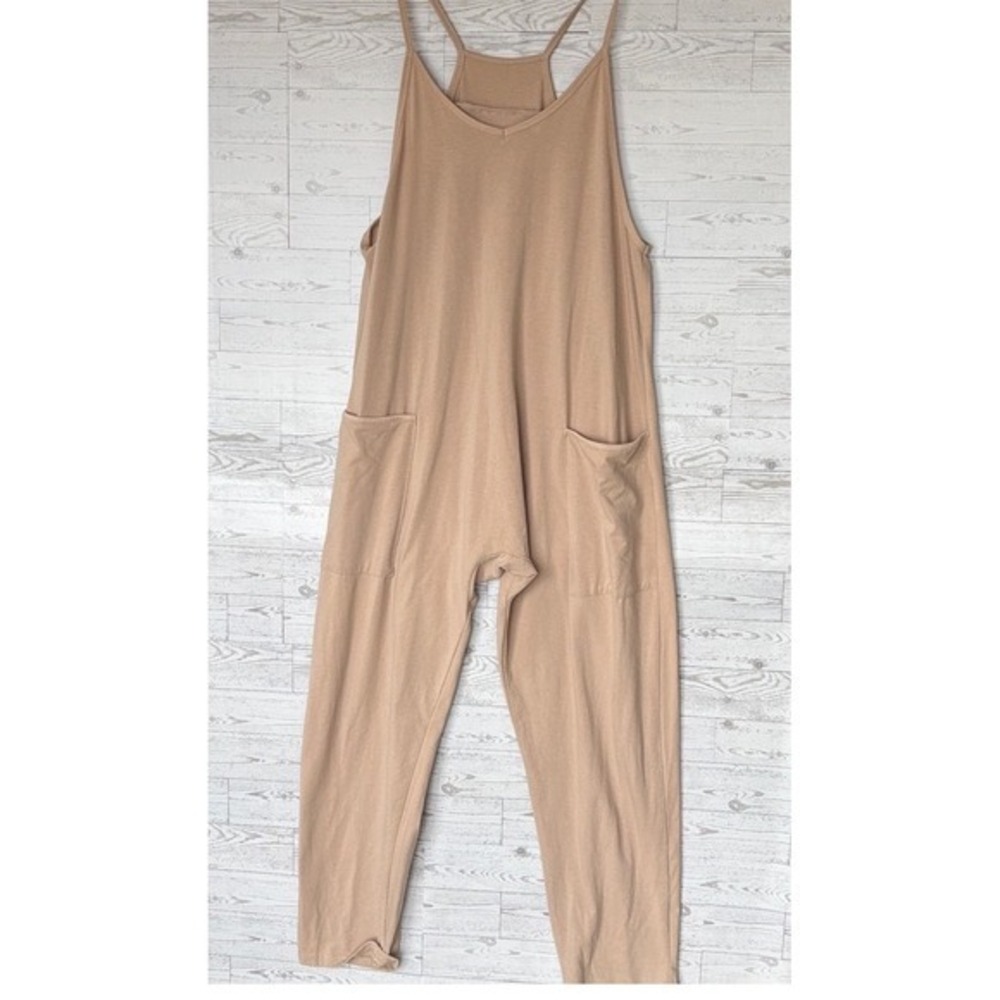 Movement Hot Shot Onesie overalls tan Size‎ S